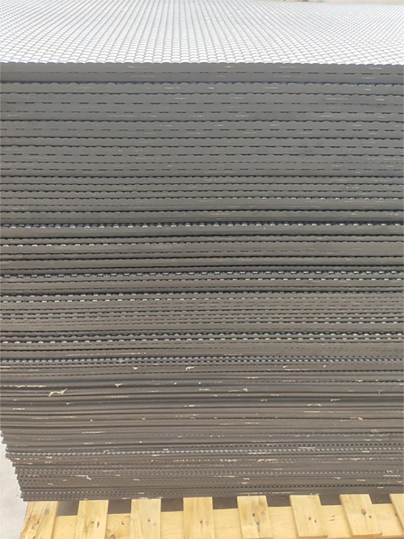 6391126757922035062051595.jpg
